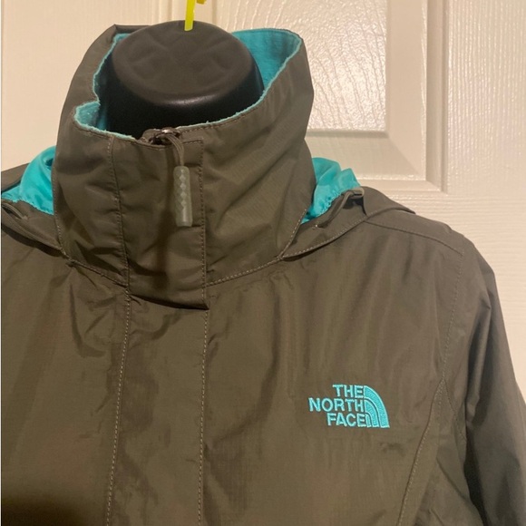 Women’s The North Face Dryvent Nylon Hooded Jacket sz S - Picture 3 of 9